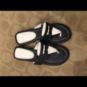 Lands end flip flops